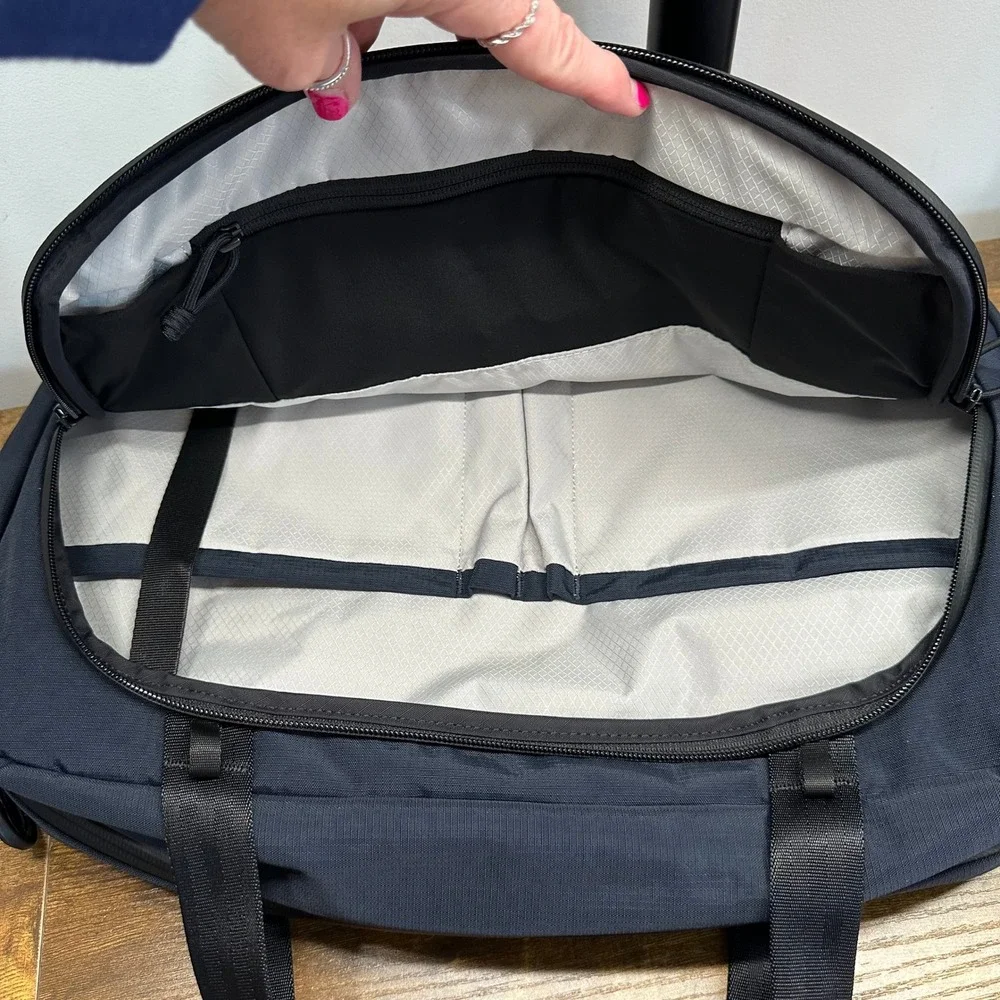 Alpaka Bravo Brief Moonlight Blue Axoflux 400D Laptop Bag‎ AA010820624 NWT